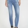LE TEMPS DES CERISES Pulp Slim 7/8ème Jeans Bleu N°4 1 LE TEMPS DES CERISES Pulp Slim 7/8ème Jeans Bleu N°4 -Mode Mix Soldes 211 jfrpulpc0w1109 3001 image3