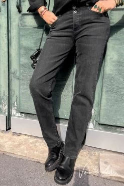 LE TEMPS DES CERISES Drolon 400/18 Mom By Véronika Loubry Jeans Noir N°1 13 LE TEMPS DES CERISES Drolon 400/18 Mom By Véronika Loubry Jeans Noir N°1 -Mode Mix Soldes 221 jfdrolonw9110ve 0403 imaged1