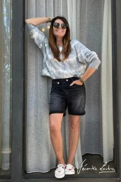 LE TEMPS DES CERISES Bermuda Mary En Jeans Noir By Véronika Loubry